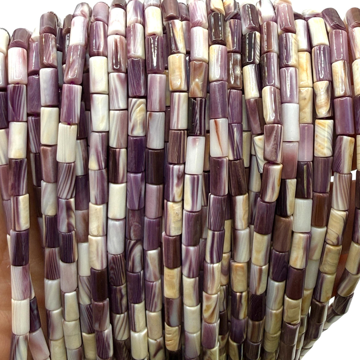 AAA Wampum Shell Beads USA East Coast Quahog - Native American Style - Ideal For Wampum Belt Making 2-Tone Tube 4X8mm