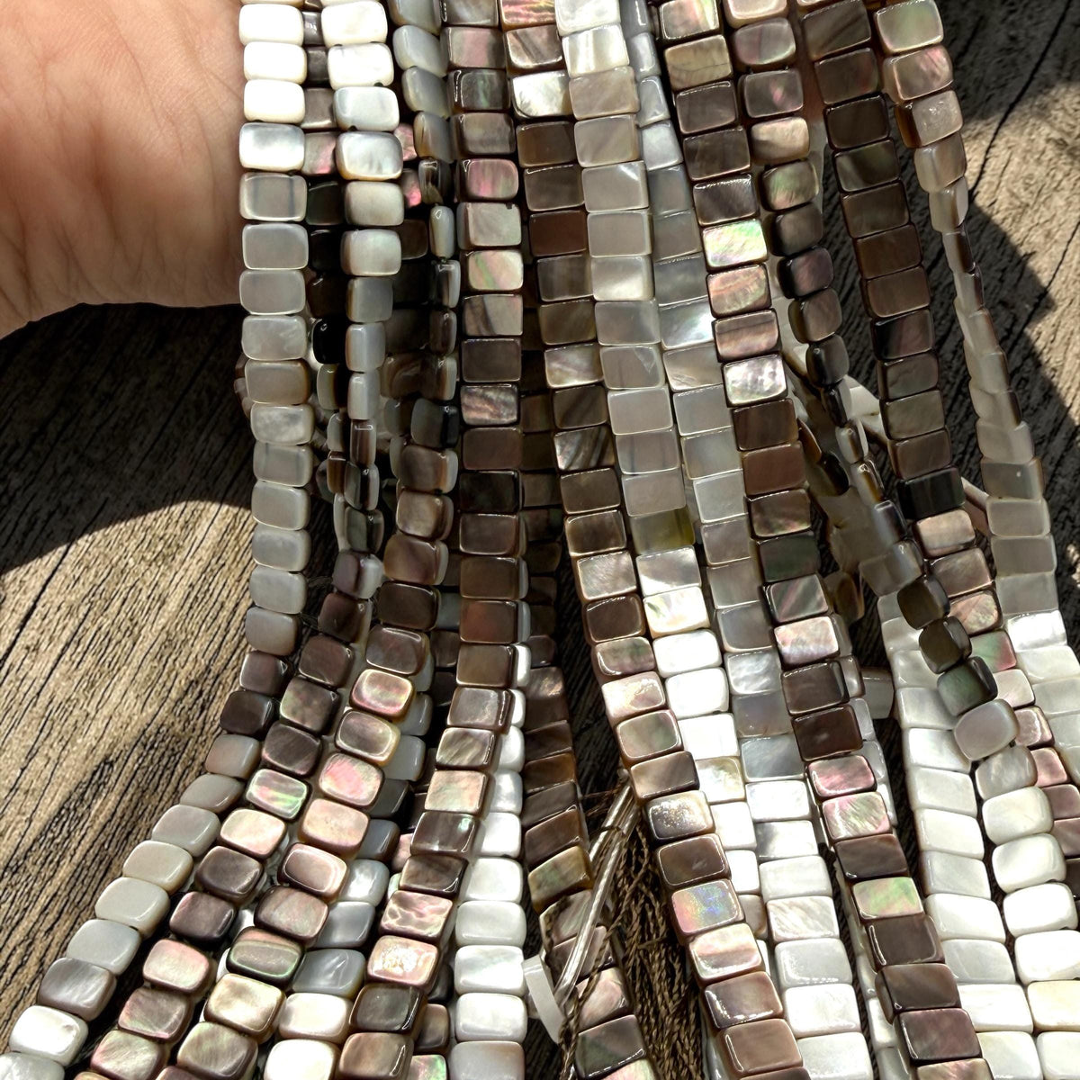 Mirror-Finished Double-Drilled Tahitian Pearl Shell Beads (AAA Luster) Reversible 2-Tone Rectangle 6X8mm SKU#B204